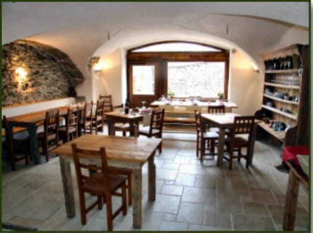 Agriturismo Il Fiocco Cesana Torinese Exterior photo