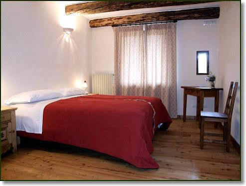 Agriturismo Il Fiocco Cesana Torinese Exterior photo