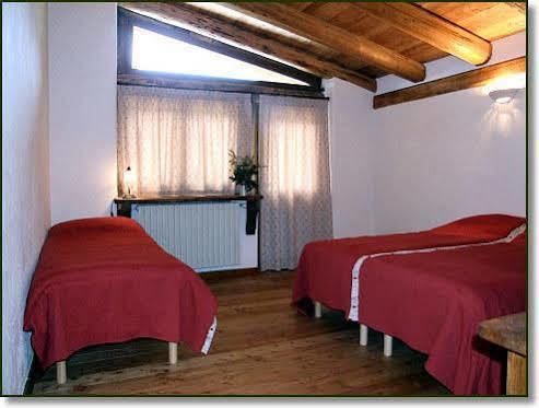 Agriturismo Il Fiocco Cesana Torinese Exterior photo